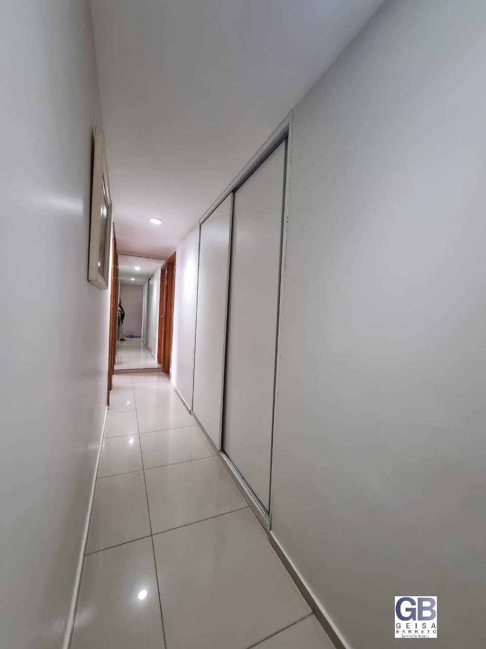 Apartamento à venda com 4 quartos, 157m² - Foto 16