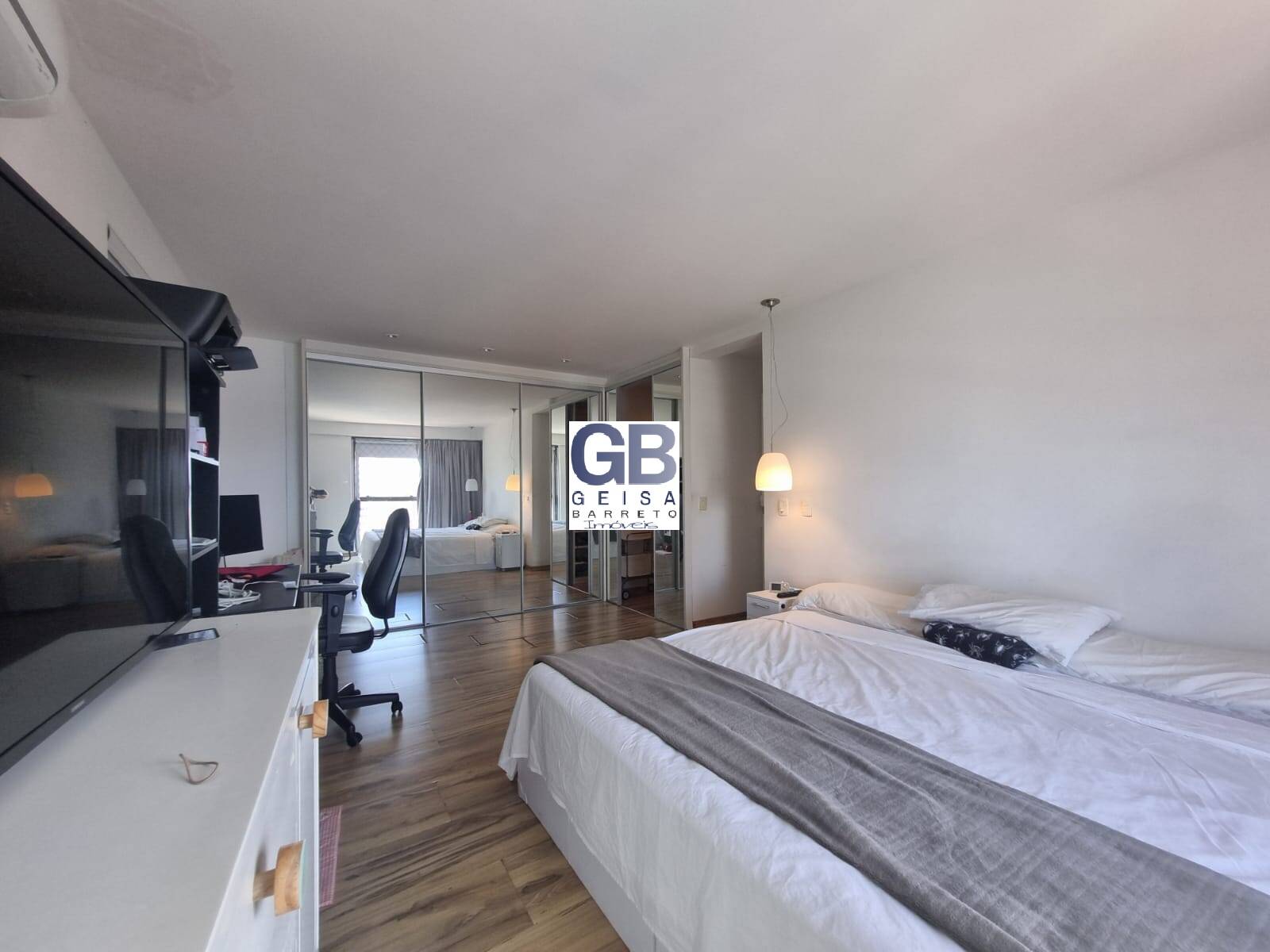 Apartamento à venda com 4 quartos, 172m² - Foto 8