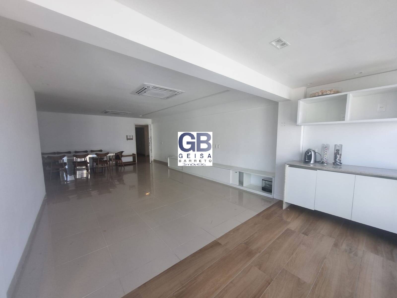 Apartamento à venda com 4 quartos, 185m² - Foto 4