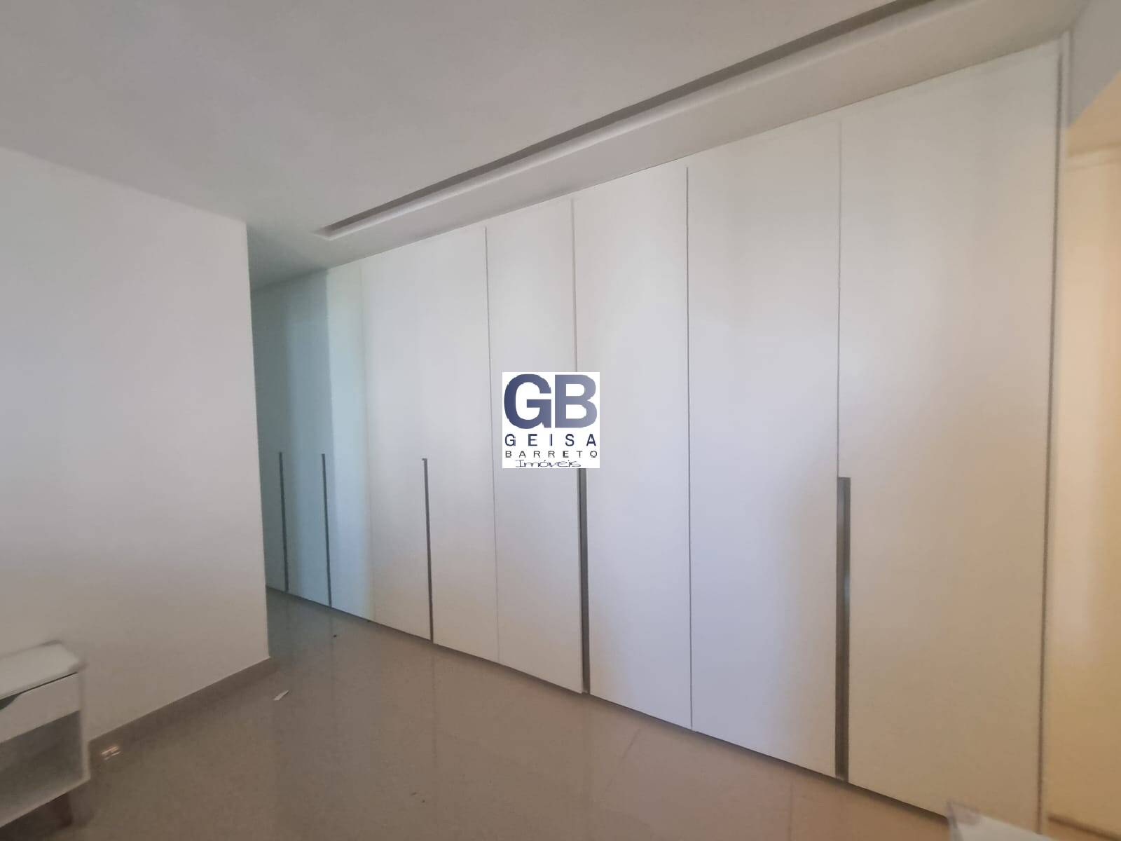 Apartamento à venda com 4 quartos, 185m² - Foto 11